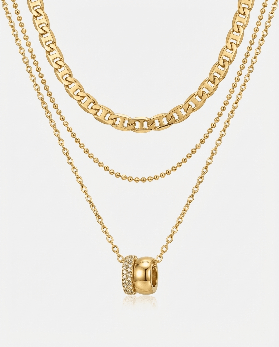 Elegant Interlocking Double Circle Zircon Necklace - Image 1