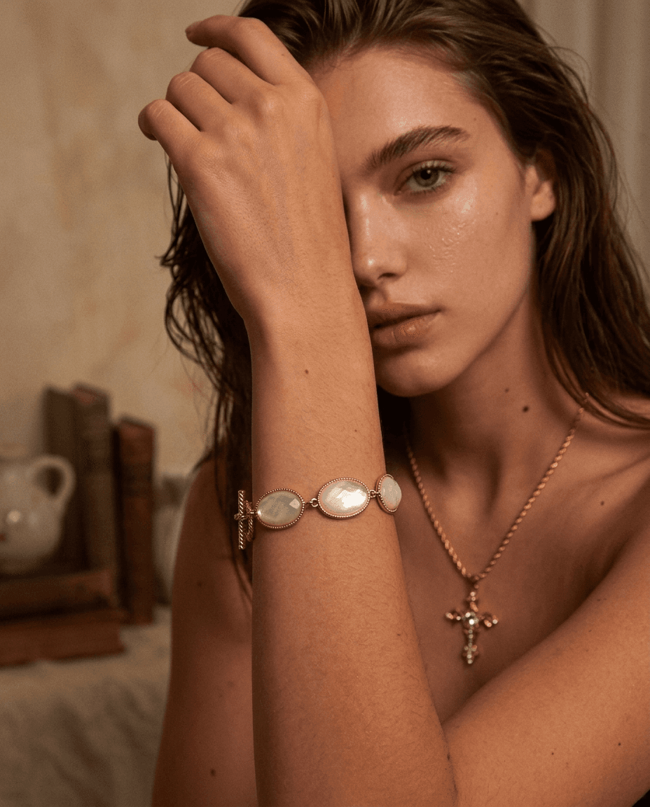 Elegant Abalone Shell Resin Bracelet - Image 3