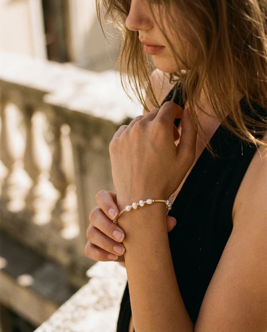 Delicate Handmade Freshwater Pearl Bracelet - Image 2