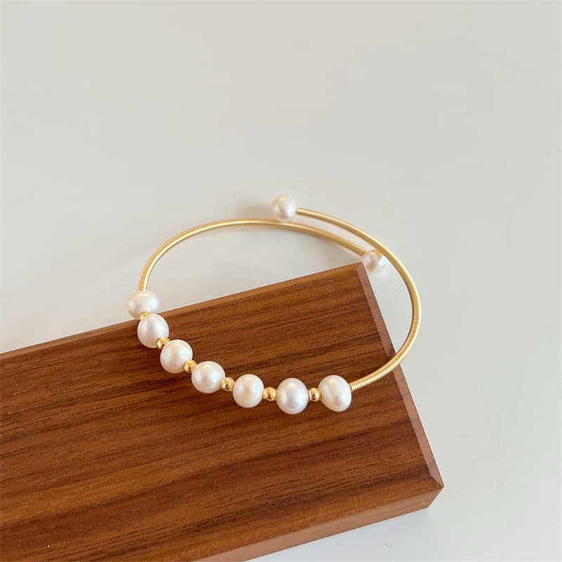 Delicate Handmade Freshwater Pearl Bracelet - Image 6